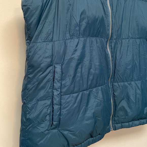 Old Navy puffer vest - Picture 3 of 5
